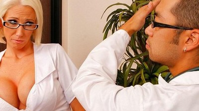 Сперма в общественном месте