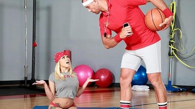 Женщин в лесу русские